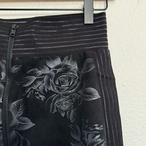 ZHIVAGO Australia Midi‎ Pencil Bodycon Skirt Black Silver Metallic Floral Size 2 - Picture 5 of 7